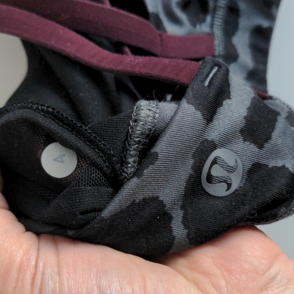 Lululemon energy bra, cherry cheetah colorway. Luxtreme fabric. - Picture 5 of 5